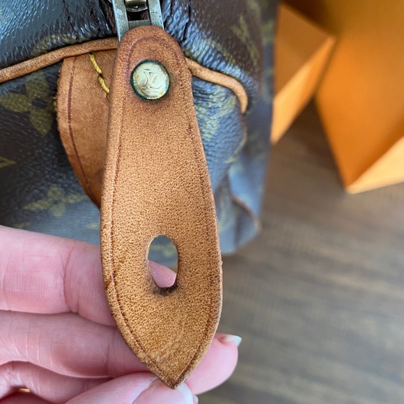 📣SOLD📣6️⃣5️⃣0️⃣Authentic Louis Vuitton Speedy 30 - Picture 5 of 10
